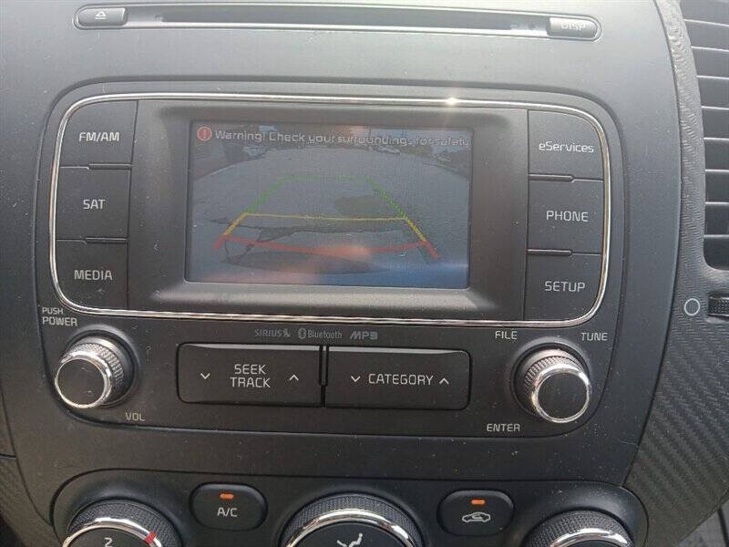 2014 Kia Forte Image 21