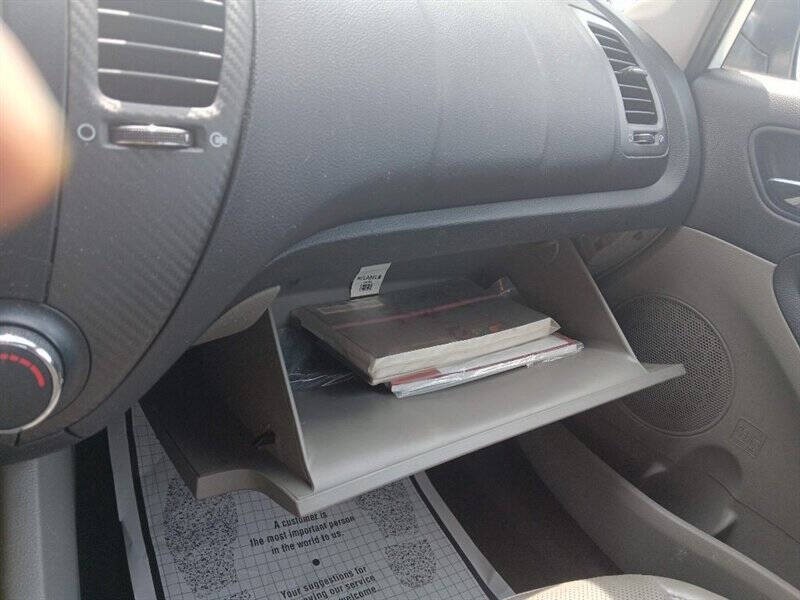 2014 Kia Forte Image 24