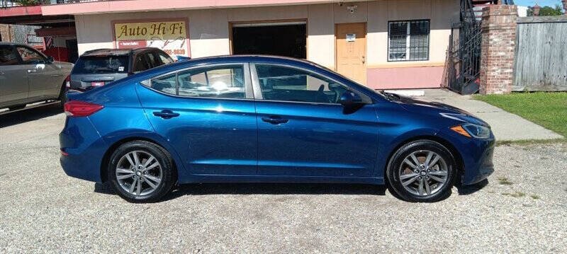 2017 Hyundai Elantra Image 4