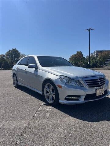2013 Mercedes-Benz E-Class Image 1