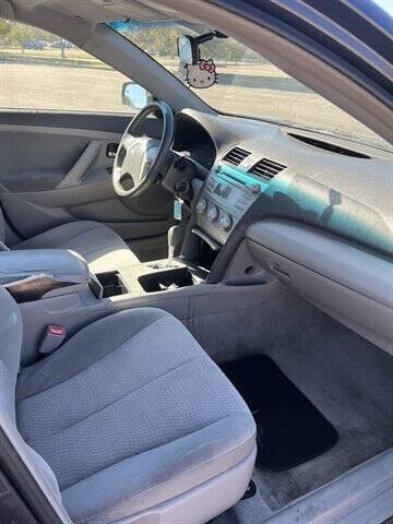 2011 Toyota Camry Image 10