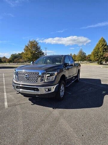 2016 Nissan Titan Image 1