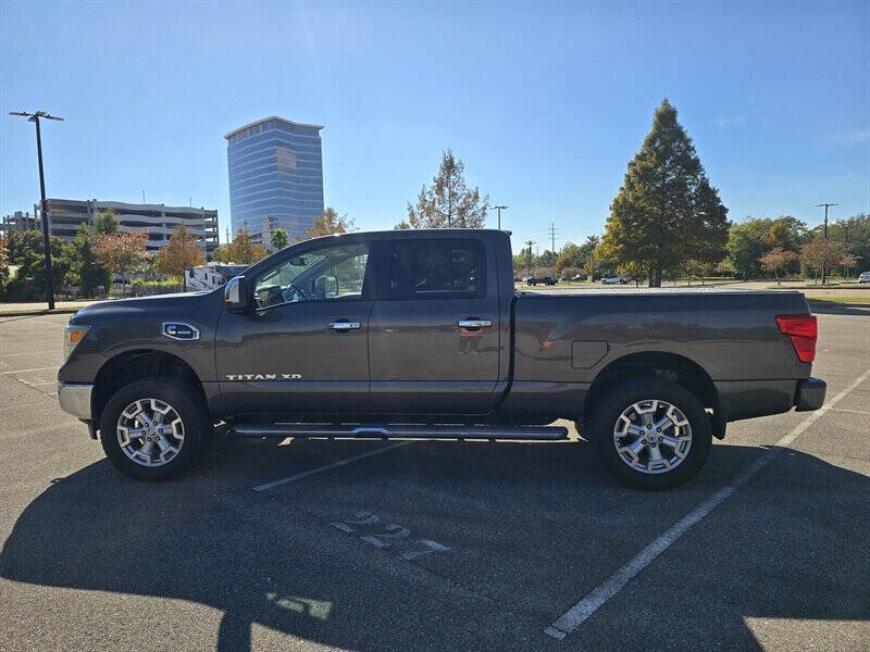 2016 Nissan Titan Image 6