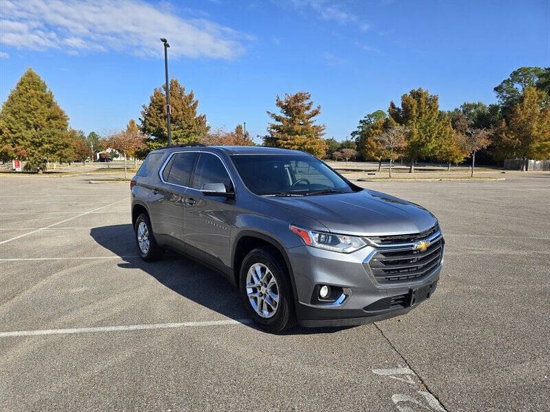 2019 Chevrolet Traverse Image 2