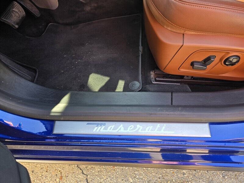 2017 Maserati Ghibli Image 11