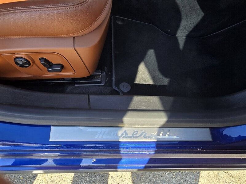 2017 Maserati Ghibli Image 14