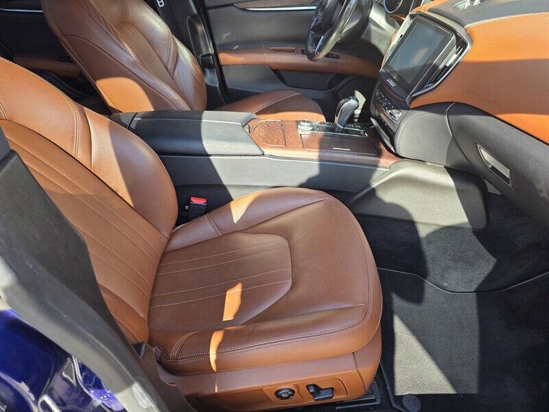 2017 Maserati Ghibli Image 15