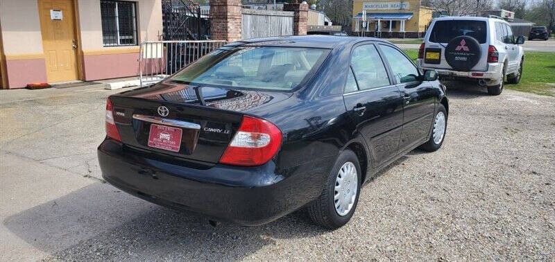 2004 Toyota Camry Image 5