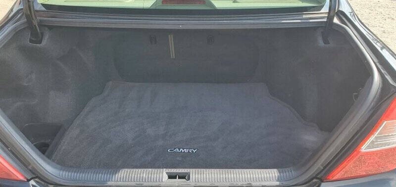 2004 Toyota Camry Image 22