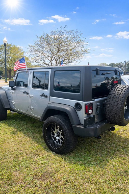 2014 Jeep Wrangler Unlimited Image 3