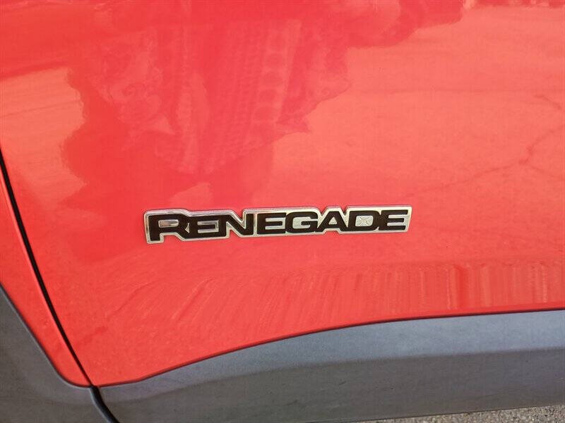 2017 Jeep Renegade Image 5