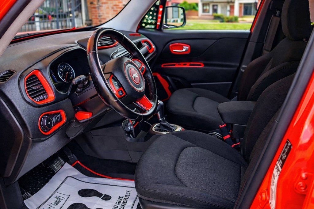 2017 Jeep Renegade Image 7