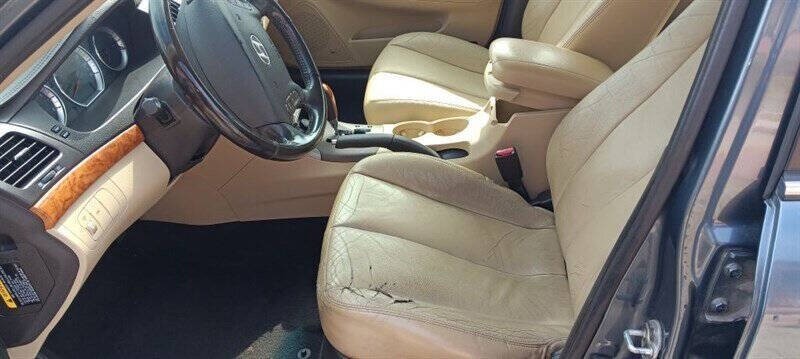 2009 Hyundai Sonata Image 10