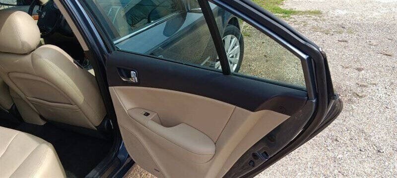 2009 Hyundai Sonata Image 13