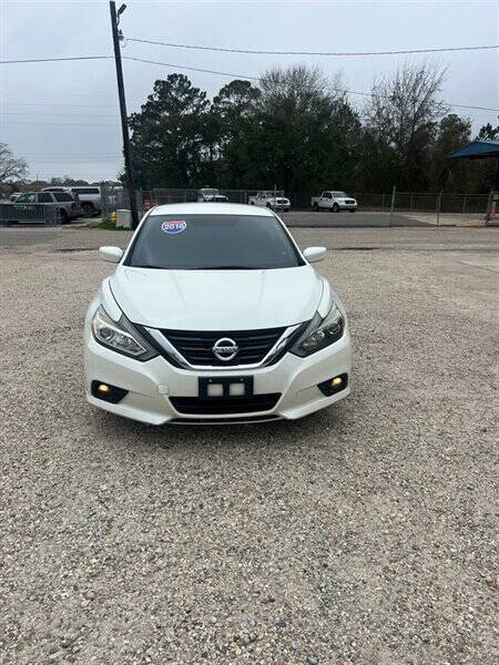 2016 Nissan Altima Image 4