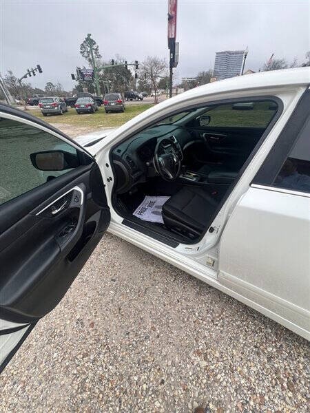 2016 Nissan Altima Image 8