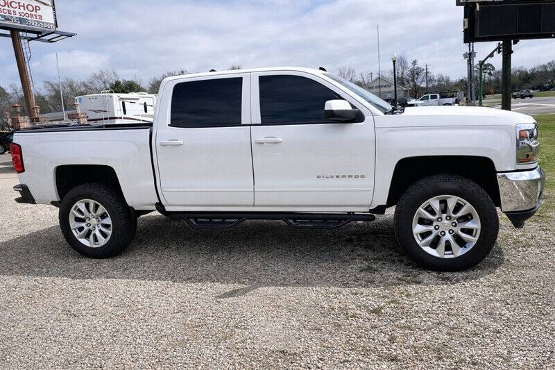 2017 Chevrolet Silverado 1500 Image 2