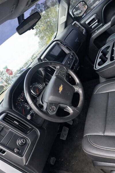 2017 Chevrolet Silverado 1500 Image 6