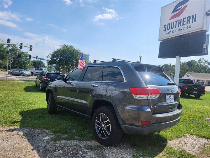 2017 Jeep Grand Cherokee Image 21