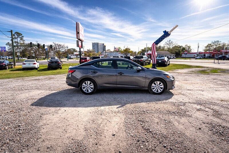 2024 Nissan Sentra Image 2