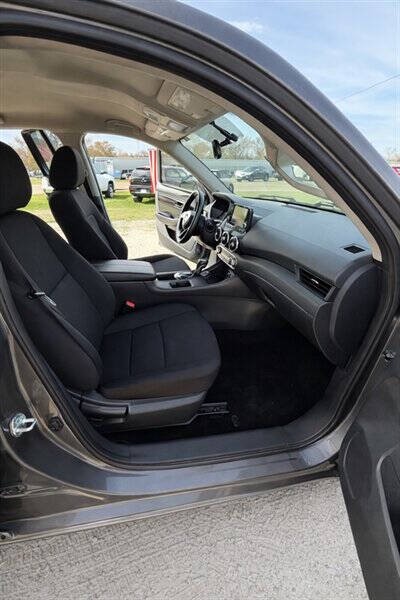 2024 Nissan Sentra Image 9