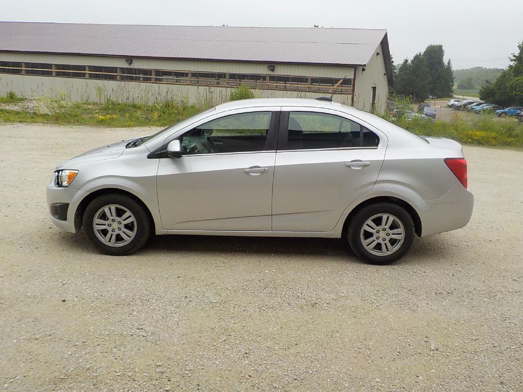 2015 Chevrolet Sonic Image 8