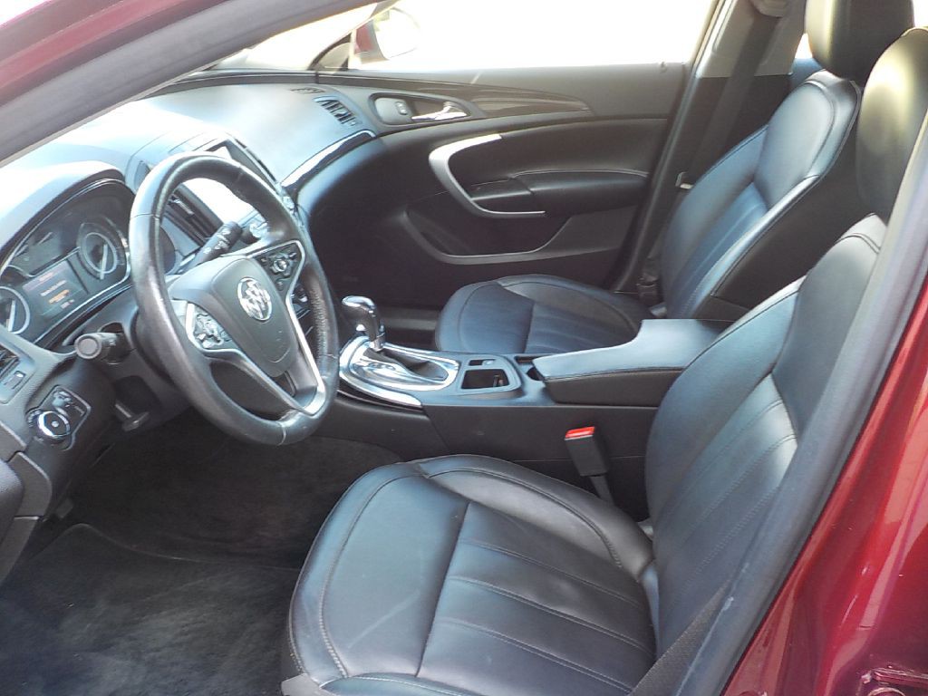 2016 Buick Regal Image 12