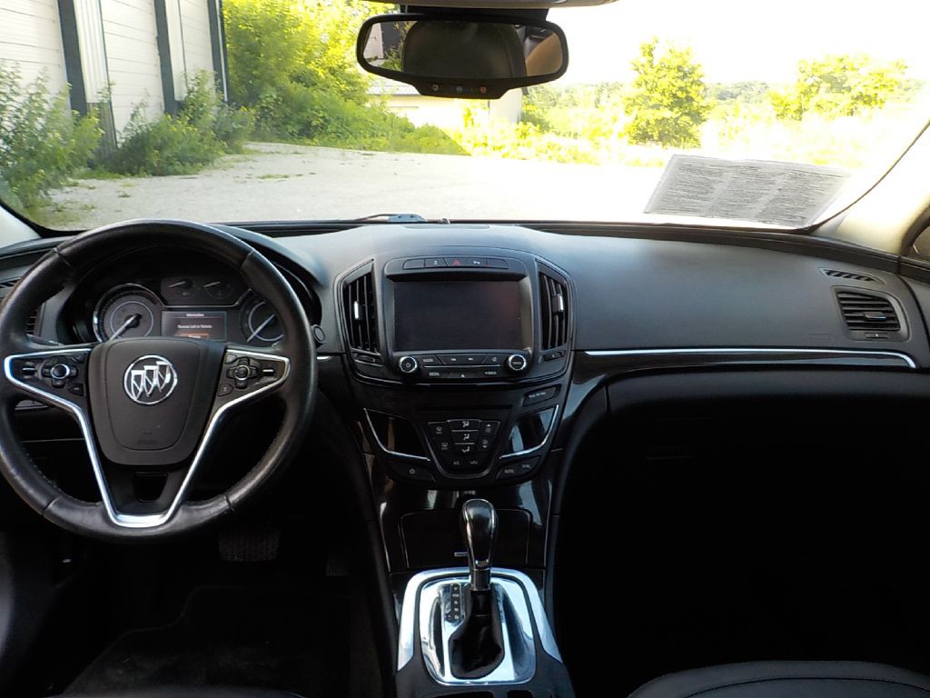 2016 Buick Regal Image 13