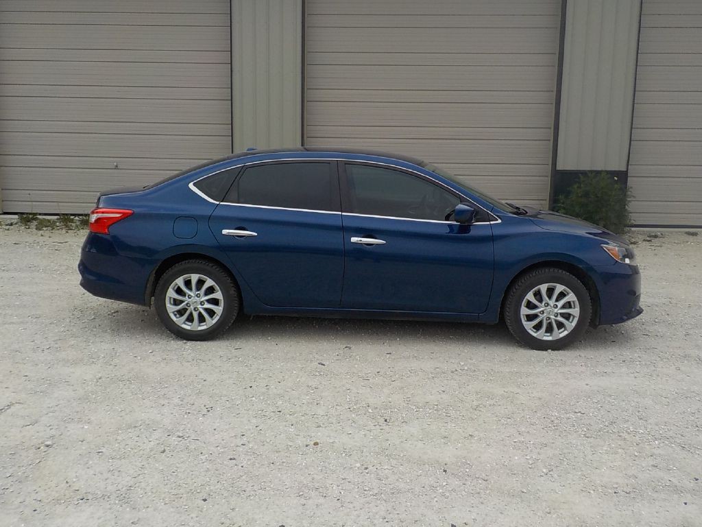 2019 Nissan Sentra Image 4
