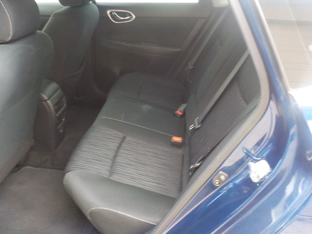 2019 Nissan Sentra Image 11