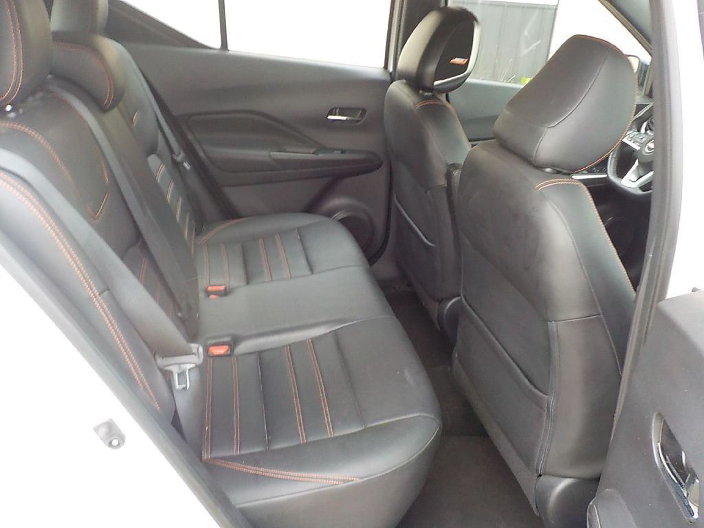2019 Nissan Kicks Image 11