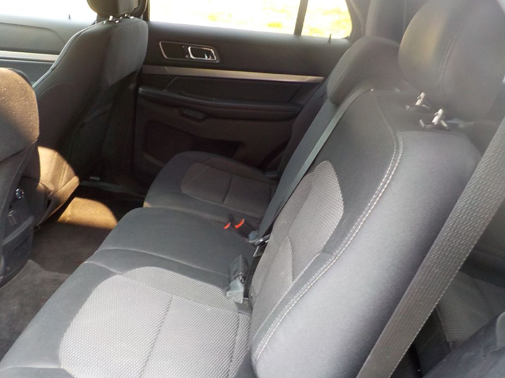 2018 Ford Explorer Image 13