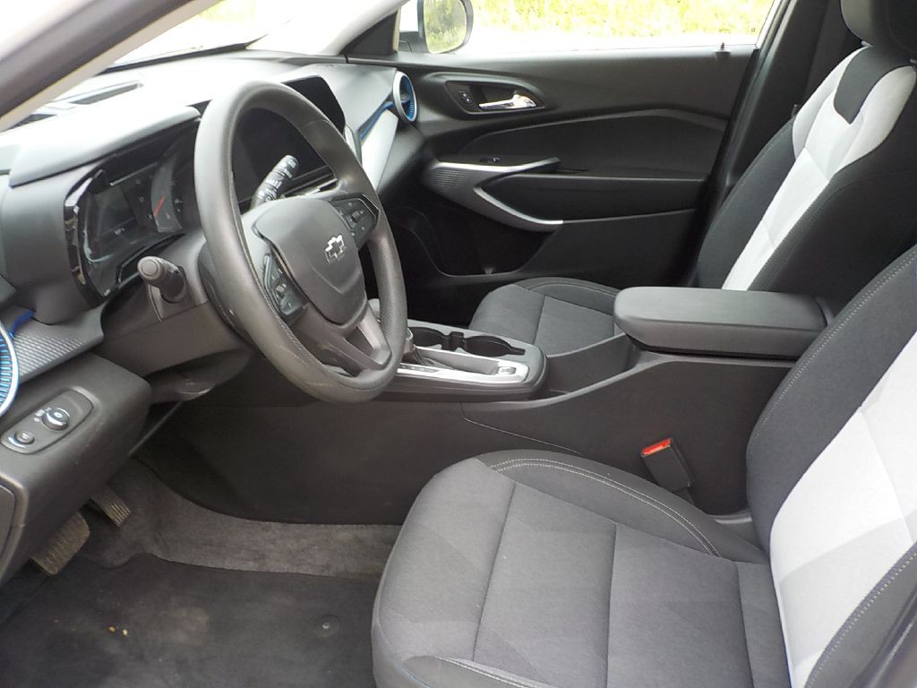 2024 Chevrolet Trax Image 12