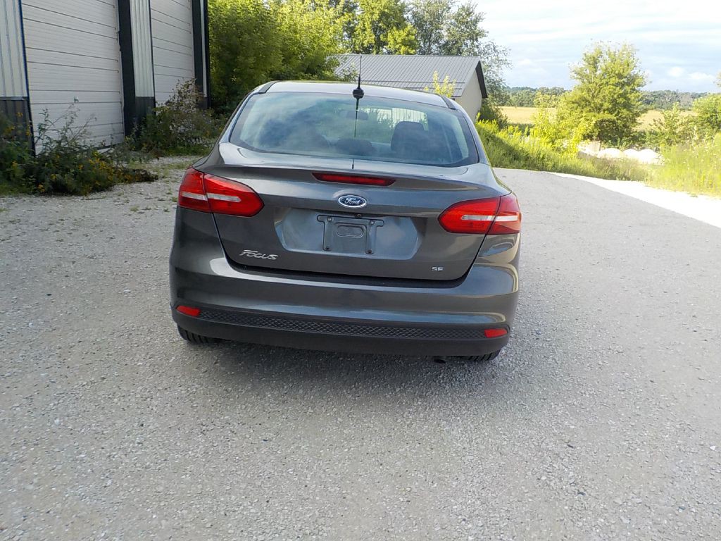 2017 Ford Focus Image 6
