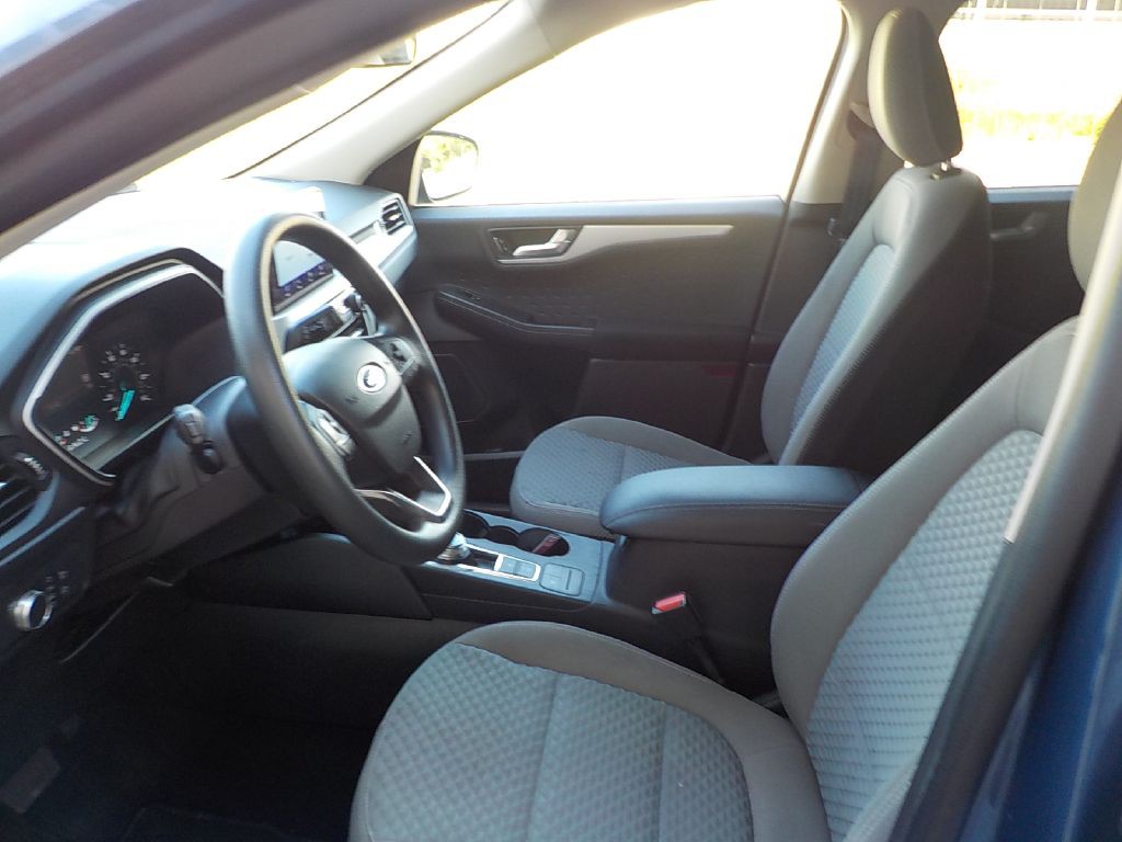 2020 Ford Escape Image 12