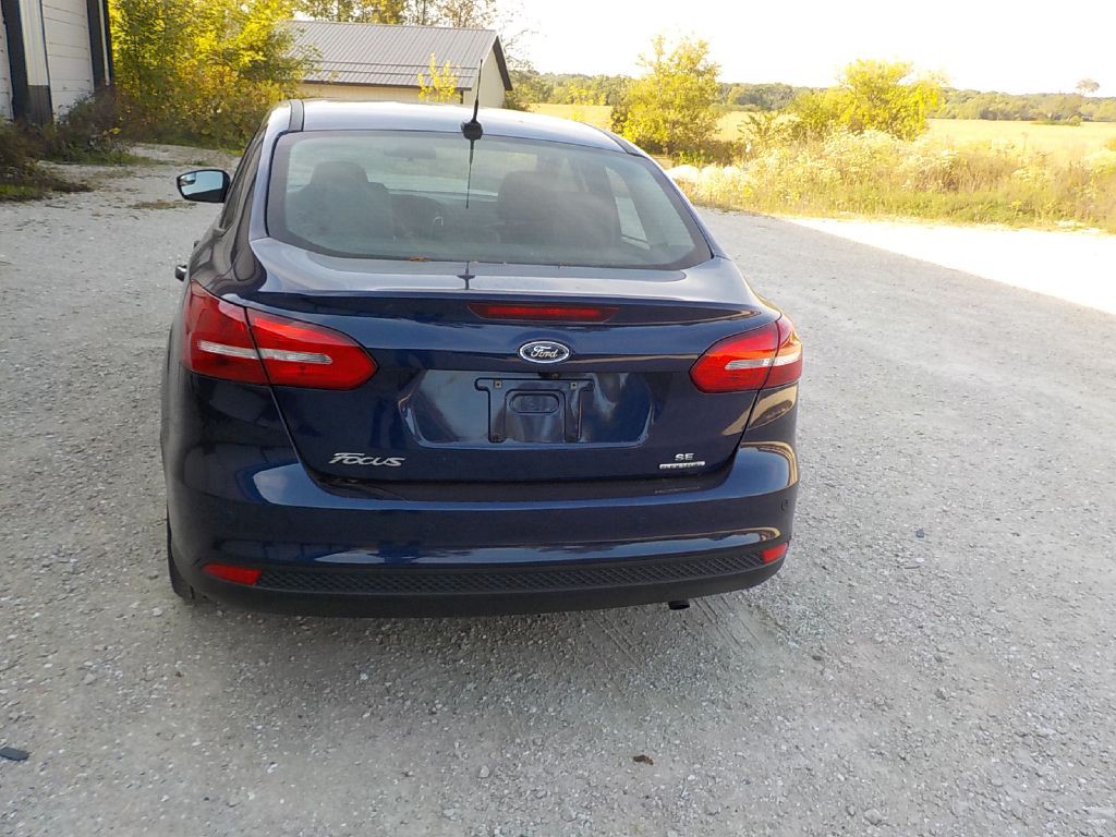 2016 Ford Focus Image 6