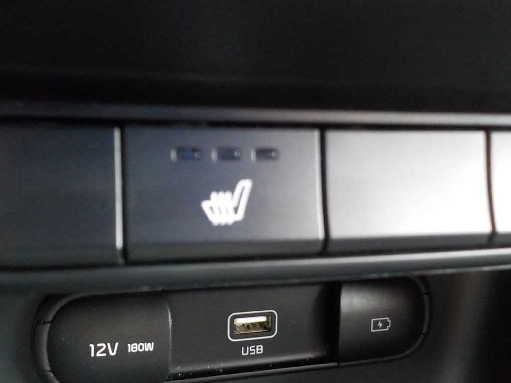 2021 Kia Sportage Image 17