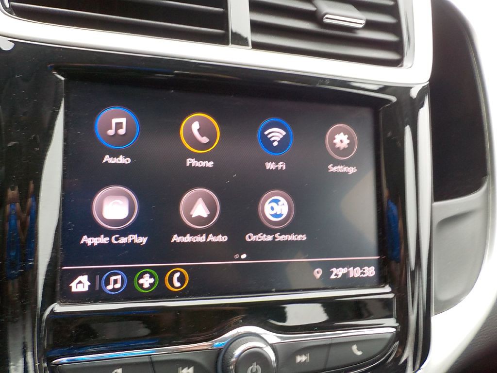 2020 Chevrolet Sonic Image 12