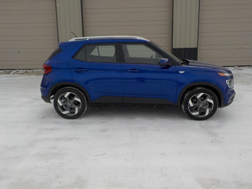 2025 Hyundai Venue Image 4