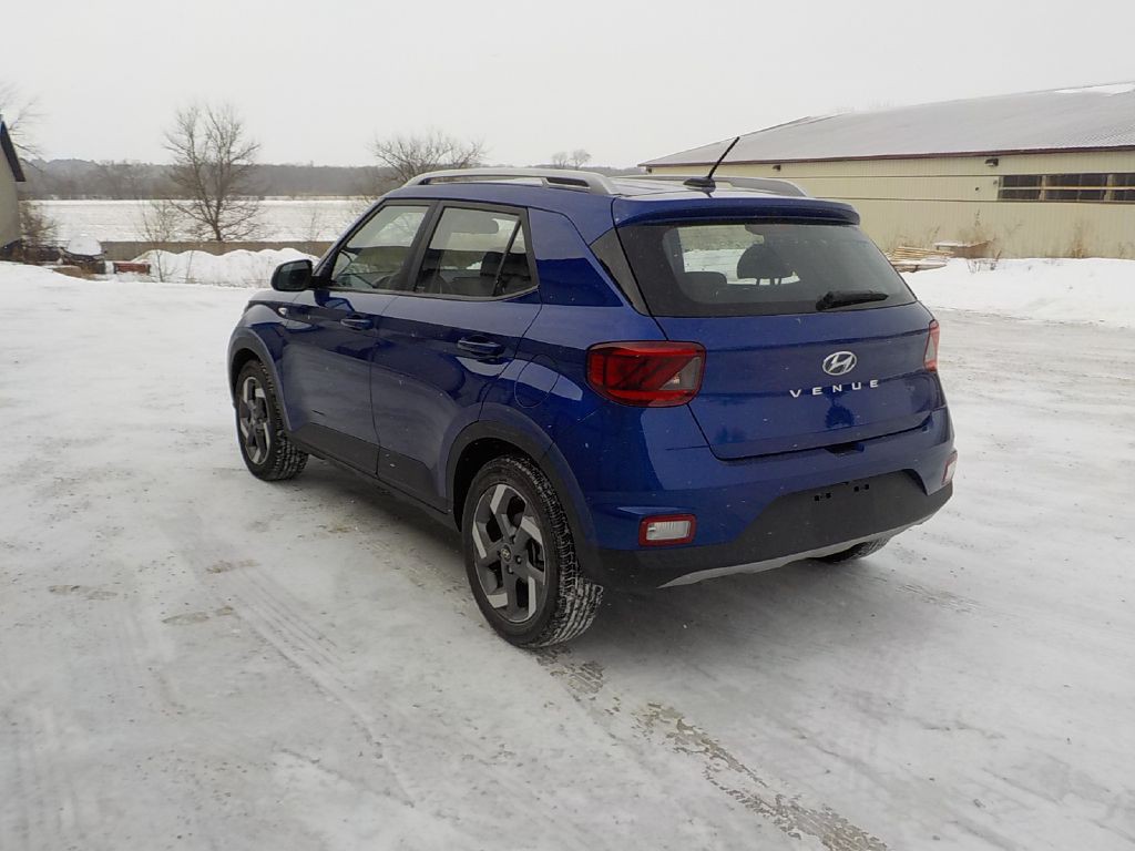2025 Hyundai Venue Image 7