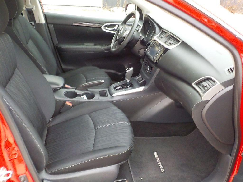2018 Nissan Sentra Image 9