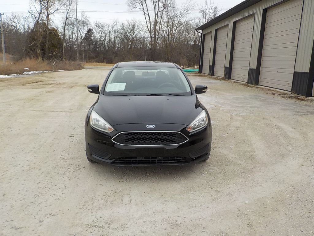 2017 Ford Focus Image 2