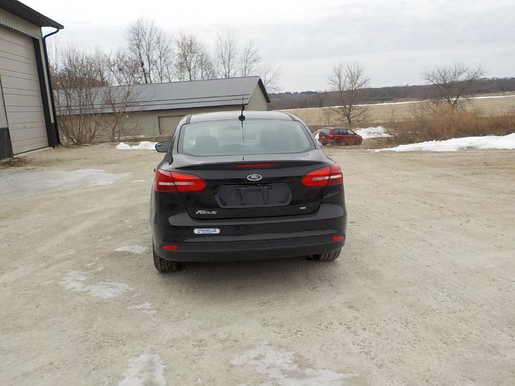 2017 Ford Focus Image 6