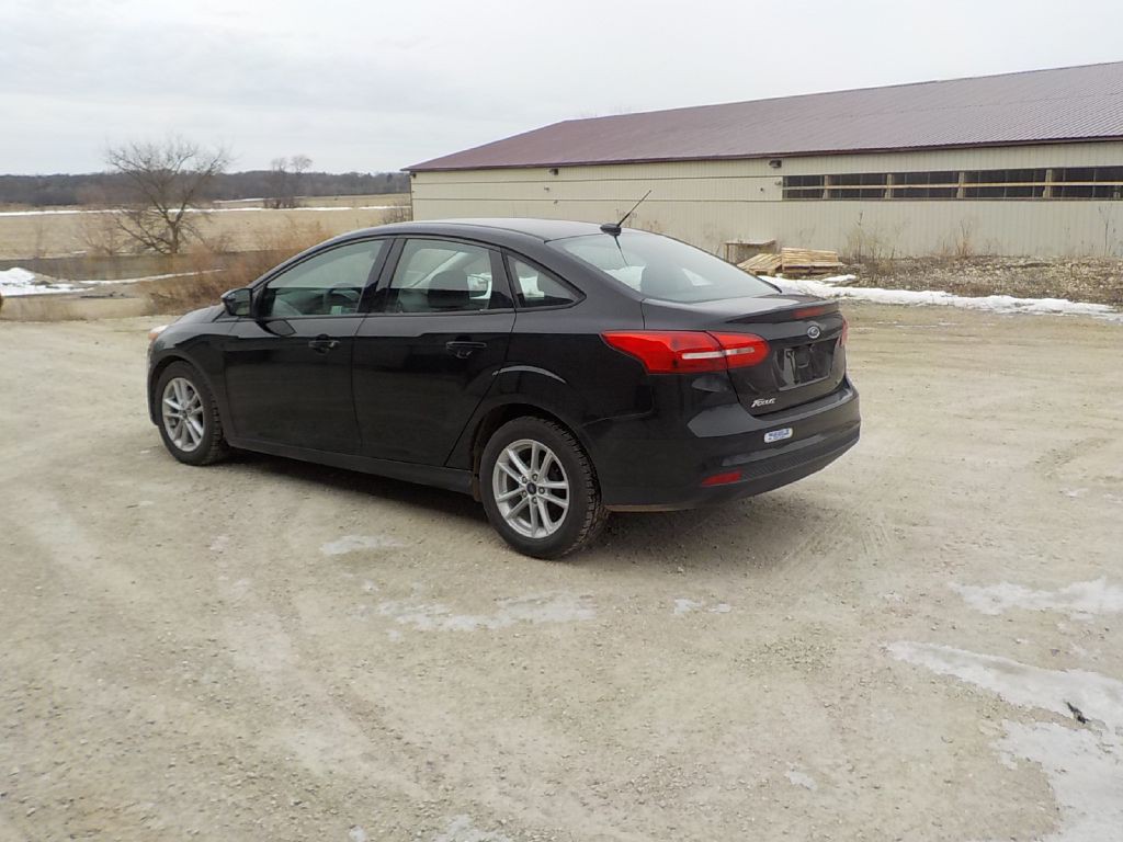 2017 Ford Focus Image 7