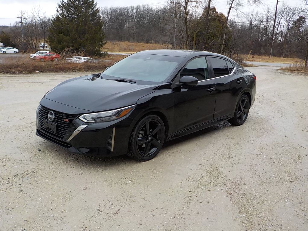 2024 Nissan Sentra Image 1