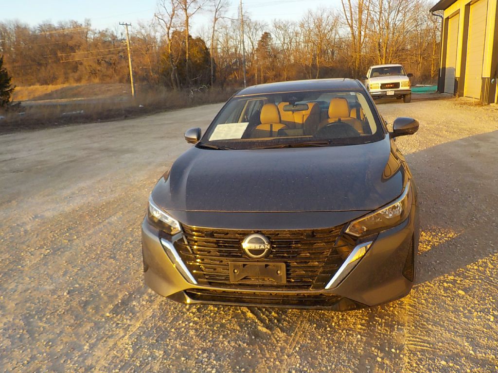 2024 Nissan Sentra Image 2