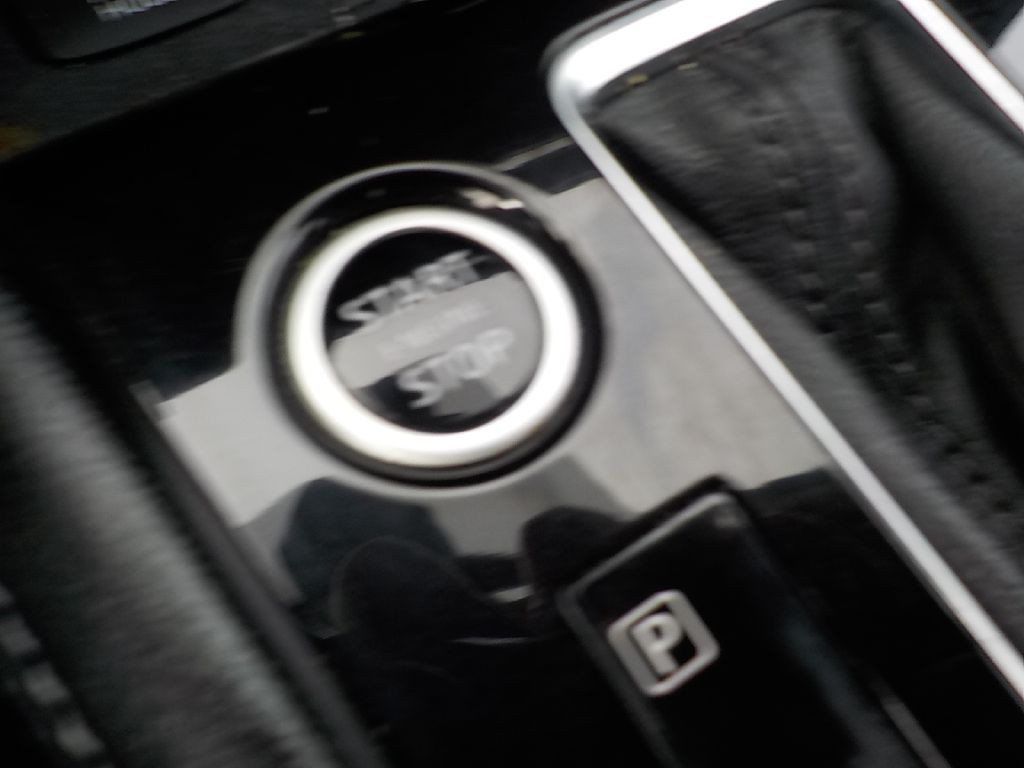 2024 Nissan Kicks Image 17