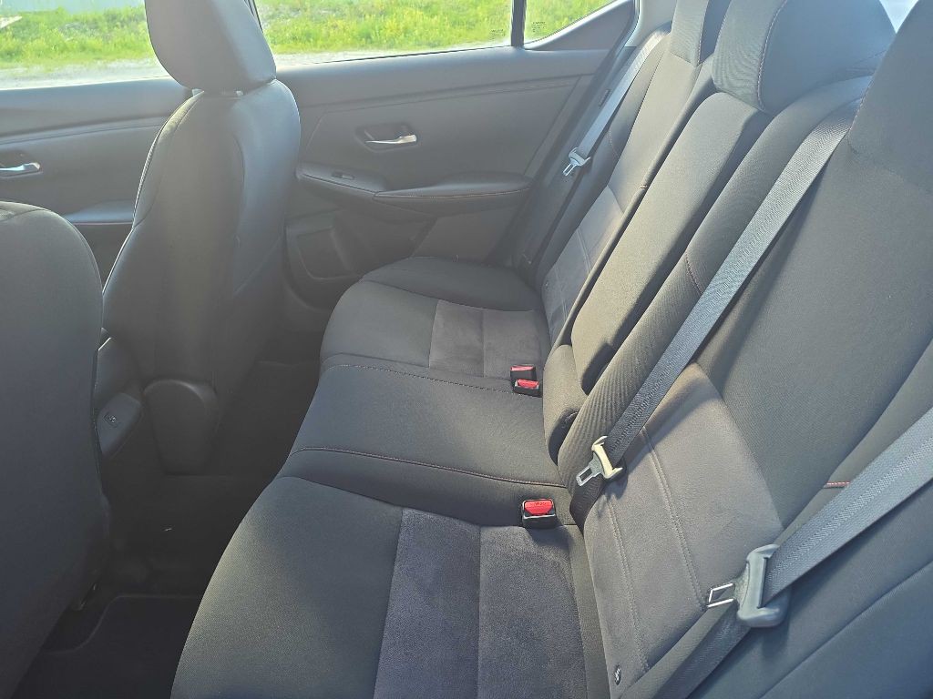 2025 Nissan Sentra Image 12