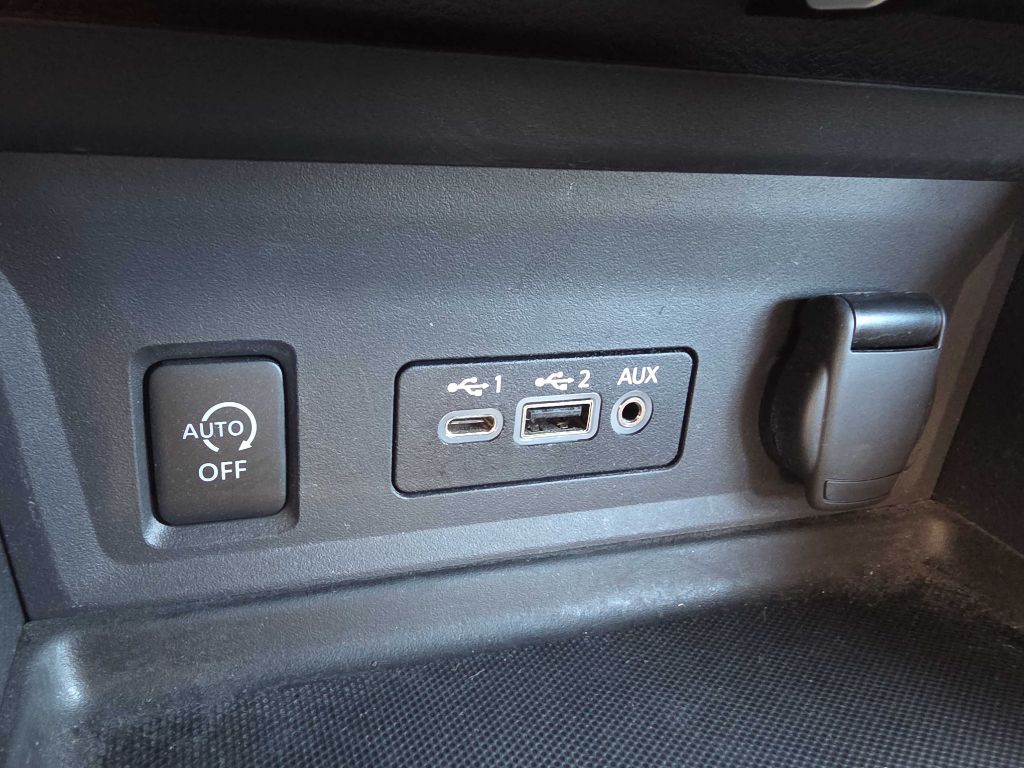 2025 Nissan Sentra Image 19