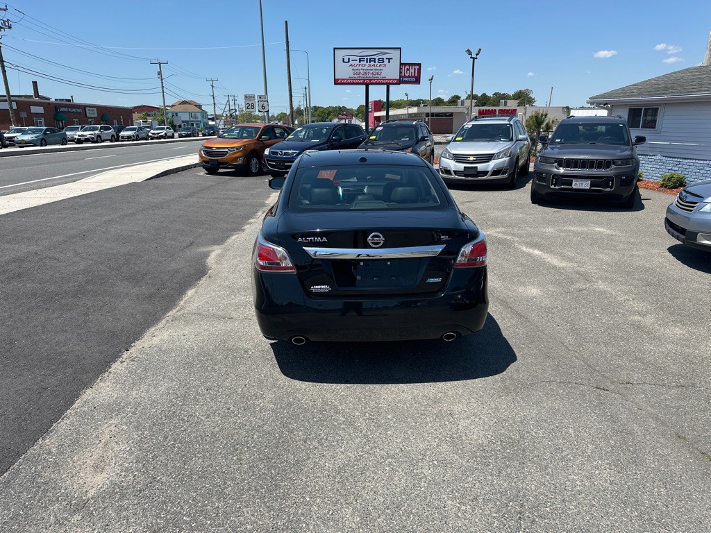 2014 Nissan Altima Image 4